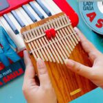 Playing Die With A Smile on Kalimba